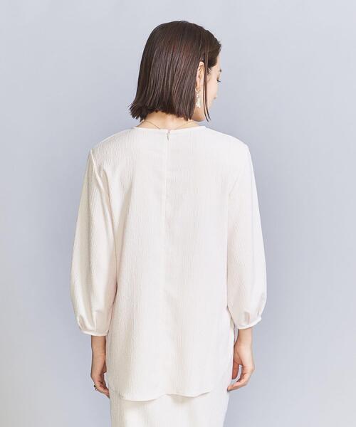 BEAUTY&YOUTH UNITED ARROWS(ビューティーアンドユースユナイテッドアローズ)の「楊柳 ラウンドヘム プルオーバー -ウォッシャブル-(Tシャツ/カットソー・レディース・ネイビー/ベージュ/オフホワイト・FREE)」の6枚目の写真