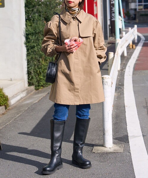 PUBLUX（パブリュクス）の「▽PUBLUX/パブリュクス ヨーク切替ワンピースコート（トレンチコート・レディース・ブラック/ベージュ・ﾌﾘ-）」の11枚目の写真