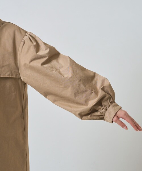 PUBLUX（パブリュクス）の「▽PUBLUX/パブリュクス ヨーク切替ワンピースコート（トレンチコート・レディース・ブラック/ベージュ・ﾌﾘ-）」の21枚目の写真