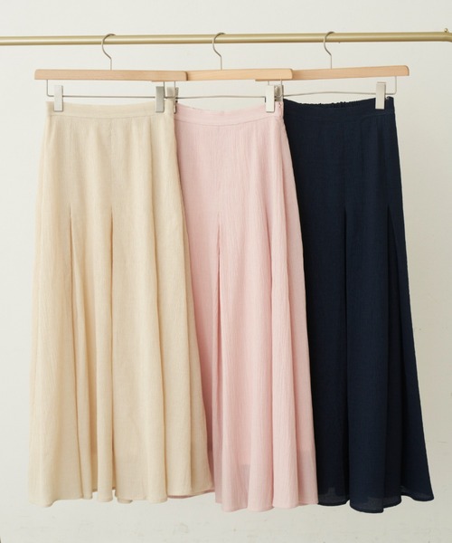 idem（イデム）の「【ZOZOTOWN限定】 crepe volume flare skirt/ボリュームフレアスカート【Sサイズ展開あり】（スカート・レディース・アイボリー/ピンク/ネイビー・FREE/SMALL）」の4枚目の写真