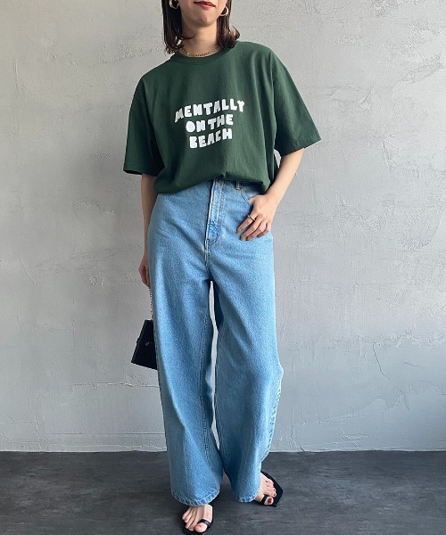 FUNG（ファング）の「[FUNG/ファング] ON THE BEACH カットオフプリントTシャツ（Tシャツ/カットソー・レディース・ホワイト/ダークグリーン・M）」の4枚目の写真