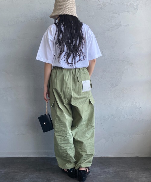 FUNG（ファング）の「[FUNG/ファング] ON THE BEACH カットオフプリントTシャツ（Tシャツ/カットソー・レディース・ホワイト/ダークグリーン・M）」の8枚目の写真