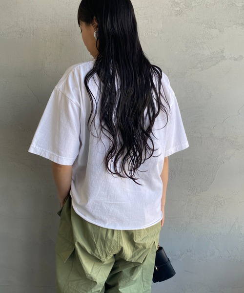 FUNG（ファング）の「[FUNG/ファング] ON THE BEACH カットオフプリントTシャツ（Tシャツ/カットソー・レディース・ホワイト/ダークグリーン・M）」の11枚目の写真