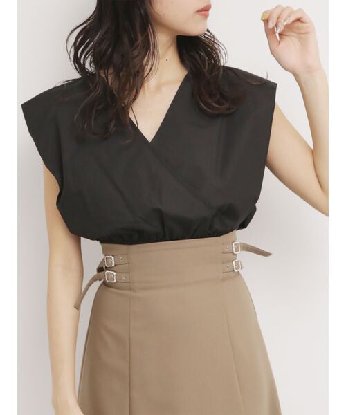 MURUA（ムルーア）の「フレンチスリーブコンパクトブラウス【2WAY】（シャツ/ブラウス・レディース・オフホワイト/ブラック/イエロー/ブルー・FREE）」の2枚目の写真