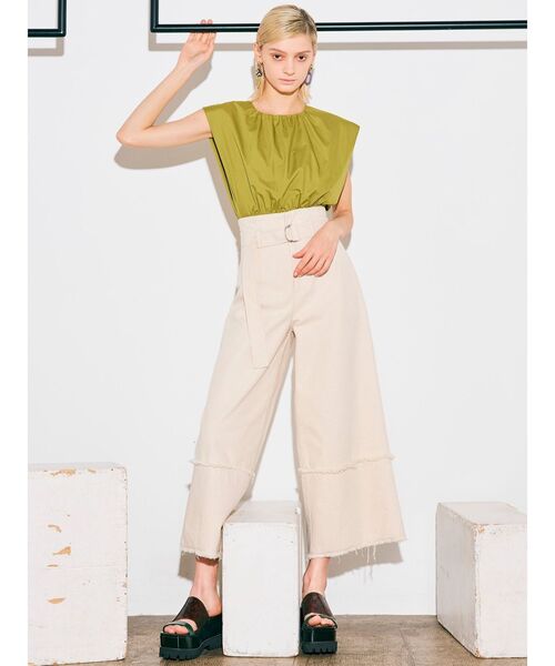 MURUA（ムルーア）の「フレンチスリーブコンパクトブラウス【2WAY】（シャツ/ブラウス・レディース・オフホワイト/ブラック/イエロー/ブルー・FREE）」の14枚目の写真