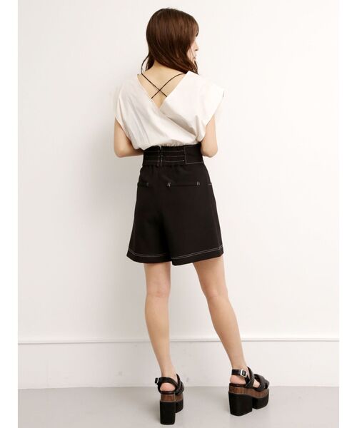 MURUA（ムルーア）の「フレンチスリーブコンパクトブラウス【2WAY】（シャツ/ブラウス・レディース・オフホワイト/ブラック/イエロー/ブルー・FREE）」の19枚目の写真