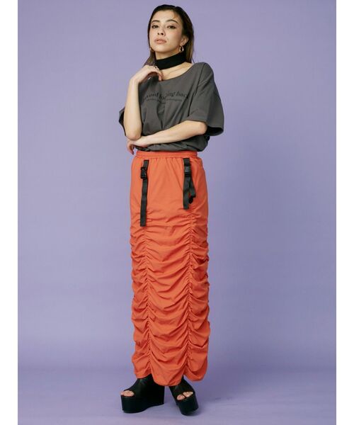 EVRIS(エヴリス)の「チョーカーデザインTシャツ(Tシャツ/カットソー・レディース・ブラック/オレンジ/ブルー・FREE)」の10枚目の写真