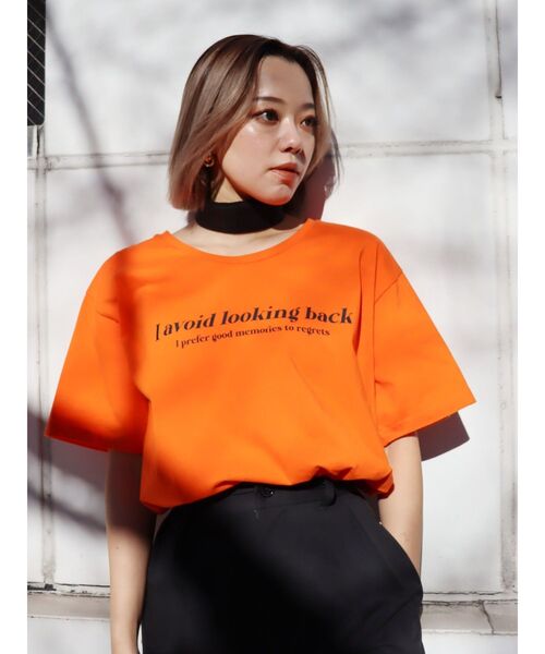 EVRIS(エヴリス)の「チョーカーデザインTシャツ(Tシャツ/カットソー・レディース・ブラック/オレンジ/ブルー・FREE)」の20枚目の写真