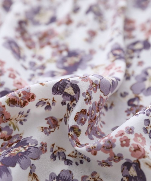 osharewalker（オシャレウォーカー）の「『花柄フレア袖ブラウス』（シャツ/ブラウス・レディース・オフホワイト/ブラック・1/2）」の19枚目の写真