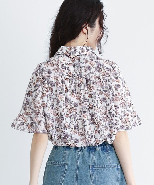 osharewalker（オシャレウォーカー）の「『花柄フレア袖ブラウス』（シャツ/ブラウス・レディース・オフホワイト/ブラック・1/2）」の9枚目の写真