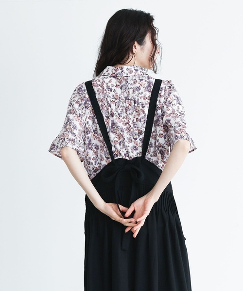 osharewalker（オシャレウォーカー）の「『花柄フレア袖ブラウス』（シャツ/ブラウス・レディース・オフホワイト/ブラック・1/2）」の13枚目の写真