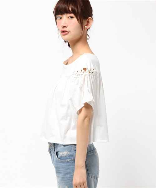 Khaju(カージュ)の「Khaju:レースアッププルオーバー(Tシャツ/カットソー・レディース・ホワイト/ライトグレー・ONE SIZE)」の6枚目の写真