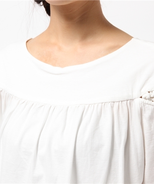 Khaju(カージュ)の「Khaju:レースアッププルオーバー(Tシャツ/カットソー・レディース・ホワイト/ライトグレー・ONE SIZE)」の9枚目の写真
