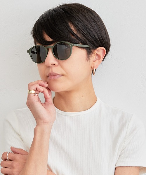 IZIPIZI（イジピジ）の「IZIPIZI イジピジ SUNGLASS 99.9％UVカット サングラス（サングラス・レディース・イエロー/ブルー/ブラック/ブラウン/カーキ/アイボリー/バイオレット・フリー）」の5枚目の写真