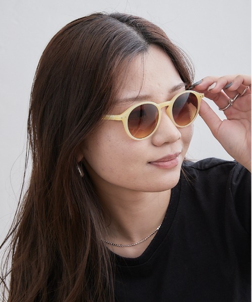 IZIPIZI（イジピジ）の「IZIPIZI イジピジ SUNGLASS 99.9％UVカット サングラス（サングラス・レディース・イエロー/ブルー/ブラック/ブラウン/カーキ/アイボリー/バイオレット・フリー）」の13枚目の写真