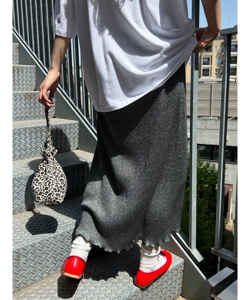 PHILLY（フィリー）の「ラメプリーツロングスカート（スカート・レディース・ブラック/シルバー・FREE）」の5枚目の写真