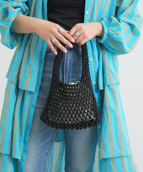 CIAOPANIC TYPY（チャオパニックティピー）の「【巾着付き】マクラメワンハンドルバッグ（ハンドバッグ・レディース・ブラック/オフホワイト/イエロー/ブルー・ONE SIZE）」の8枚目の写真