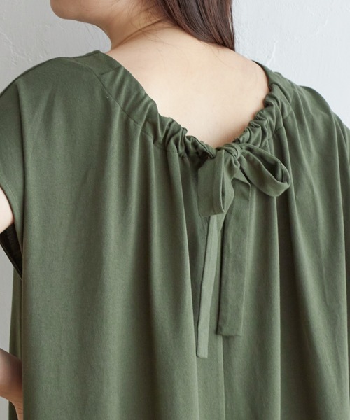 ikka(イッカ)の「バックリボンカットワンピース(ワンピース・レディース・ブラック/オリーブ/モカ・S/M/L)」の11枚目の写真