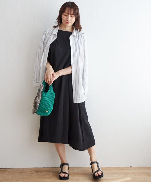 ikka(イッカ)の「バックリボンカットワンピース(ワンピース・レディース・ブラック/オリーブ/モカ・S/M/L)」の4枚目の写真