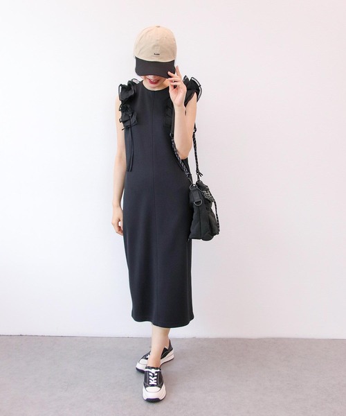 Olu.【Kanako×Olu.】ショルダーフリルタックワンピース 新品 Olu