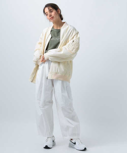 BAYFLOW（ベイフロー）の「【袖が外せる2way】トランスフォームMA-1（MA-1・レディース・ベージュ/カーキ/アイボリー・FREE）」の9枚目の写真