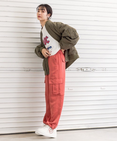 BAYFLOW（ベイフロー）の「【袖が外せる2way】トランスフォームMA-1（MA-1・レディース・ベージュ/カーキ/アイボリー・FREE）」の15枚目の写真