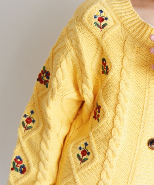 LOWRYS FARM（ローリーズファーム）の「フラワーシシュウカーデ　967923（カーディガン/ボレロ・キッズ・ネイビー/イエロー/アイボリー・110cm/120cm/130cm/140cm/150cm）」の10枚目の写真