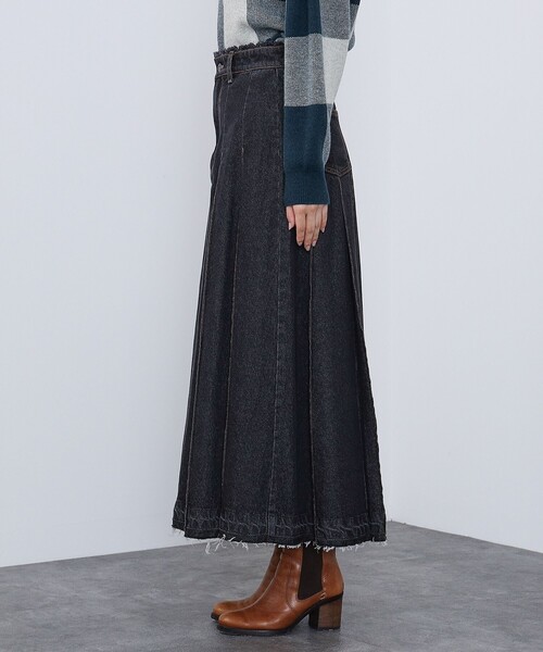 BEAMS HEART(ビームスハート)の「ワイドプリーツ デニムスカート(デニムスカート・レディース・ネイビー/ブラック/サックスブルー・SMALL/MEDIUM)」の19枚目の写真