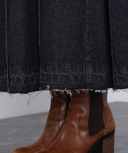 BEAMS HEART(ビームスハート)の「ワイドプリーツ デニムスカート(デニムスカート・レディース・ネイビー/ブラック/サックスブルー・SMALL/MEDIUM)」の22枚目の写真