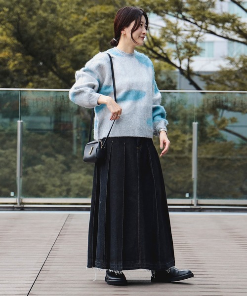 BEAMS HEART(ビームスハート)の「ワイドプリーツ デニムスカート(デニムスカート・レディース・ネイビー/ブラック/サックスブルー・SMALL/MEDIUM)」の6枚目の写真