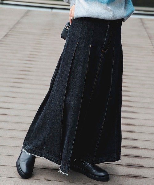 BEAMS HEART(ビームスハート)の「ワイドプリーツ デニムスカート(デニムスカート・レディース・ネイビー/ブラック/サックスブルー・SMALL/MEDIUM)」の4枚目の写真