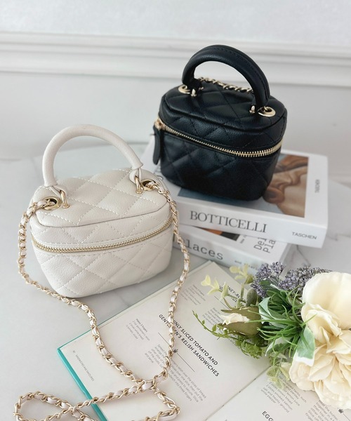 apres jour(アプレジュール)の「【apres jour×ARIAZ】ミニキルティングショルダー(ショルダーバッグ・レディース・ブラック/ホワイト・FREE)」の10枚目の写真