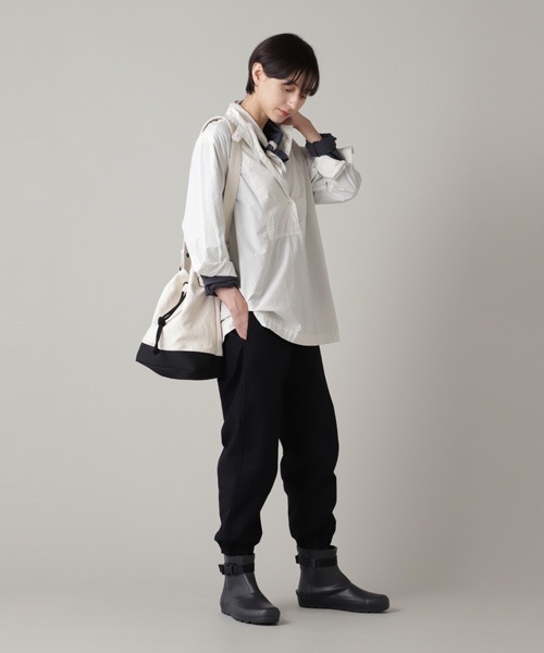 MHL.（エムエイチエル）の「COTTON CANVAS（ショルダーバッグ・レディース・ホワイト系その他2/ブラック・FREE）」の4枚目の写真