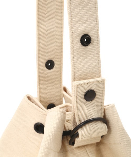 MHL.（エムエイチエル）の「COTTON CANVAS（ショルダーバッグ・レディース・ホワイト系その他2/ブラック・FREE）」の8枚目の写真