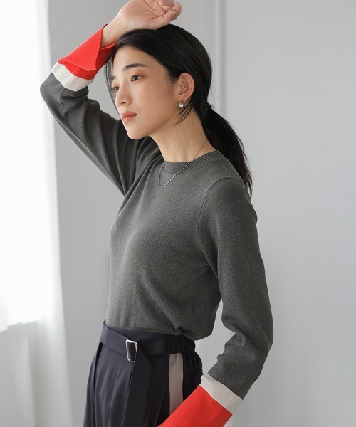 Bou Jeloud(ブージュルード)の「総針袖口配色ニットトップス(ニット/セーター・レディース・ネイビー/ベージュ/グレー・FREE)」の7枚目の写真