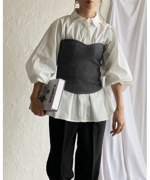 She's Closet(シーズクローゼット)の「ウエストタック長袖パフスリーブフレアペプラムブラウス(シャツ/ブラウス・レディース・ブルー/オフホワイト/ブラック/サンドベージュ・FREE)」の13枚目の写真