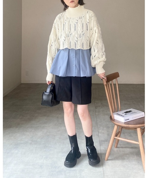 She's Closet(シーズクローゼット)の「ウエストタック長袖パフスリーブフレアペプラムブラウス(シャツ/ブラウス・レディース・ブルー/オフホワイト/ブラック/サンドベージュ・FREE)」の17枚目の写真