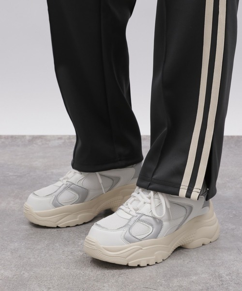 LAKOLE（ラコレ）の「メッシュボリュームスニーカー / 972449（スニーカー・レディース・ホワイト/ベージュ・LARGE/MEDIUM）」の20枚目の写真