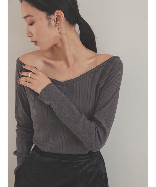Stylevoice for xxx(スタイルヴォイスフォー)の「2WAYオフショルダーランダムテレコトップス(Tシャツ/カットソー・レディース・オフホワイト/グレー/ブラック・FREE)」の17枚目の写真