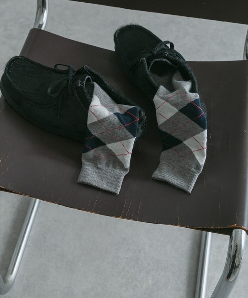 URBAN RESEARCH（アーバンリサーチ）の「『UR TECH』アーガイルソックス（ソックス/靴下・メンズ・ホワイト/グレー・25-28）」の2枚目の写真