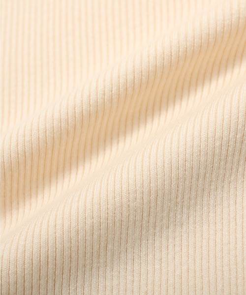 nouvellemoi（ヌーベルモイ）の「袖口ボタンリブニットタートルネックプルオーバー（ニット/セーター・レディース・グレー/ブラック/グリーン/アイボリー・FREE）」の16枚目の写真