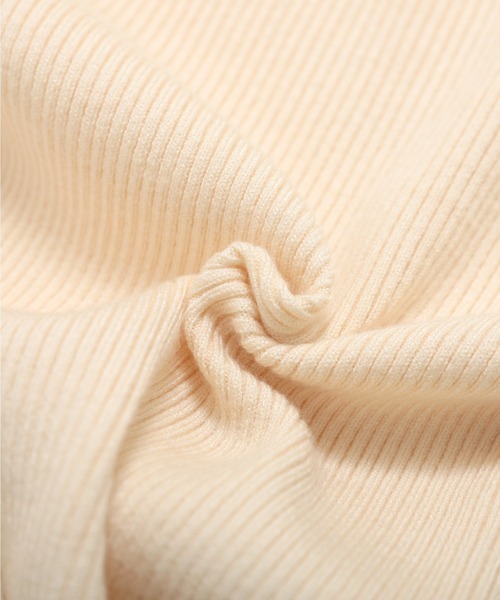 nouvellemoi（ヌーベルモイ）の「袖口ボタンリブニットタートルネックプルオーバー（ニット/セーター・レディース・グレー/ブラック/グリーン/アイボリー・FREE）」の17枚目の写真