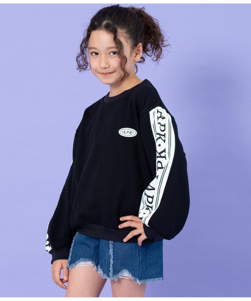 ANAP kids（アナップキッズ）の「袖ラインロゴ裏毛スウェットトレーナー（スウェット・キッズ・ブラック/ラベンダー・120cm/130cm/110cm）」の9枚目の写真