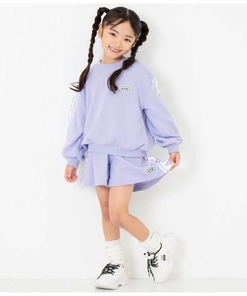 ANAP kids（アナップキッズ）の「袖ラインロゴ裏毛スウェットトレーナー（スウェット・キッズ・ブラック/ラベンダー・120cm/130cm/110cm）」の18枚目の写真