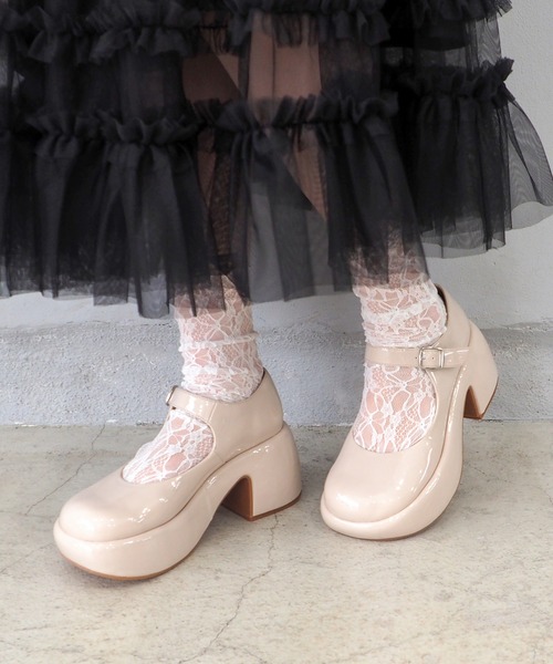 byあしながおじさん（バイアシナガオジサン）の「厚底おでこストラップパンプス　8740175（パンプス・レディース・ピンク/ブラック/アイボリー/クリアブラック/ブラック系その他/クリアレッド/ホワイト・S/M/L/LL）」の12枚目の写真