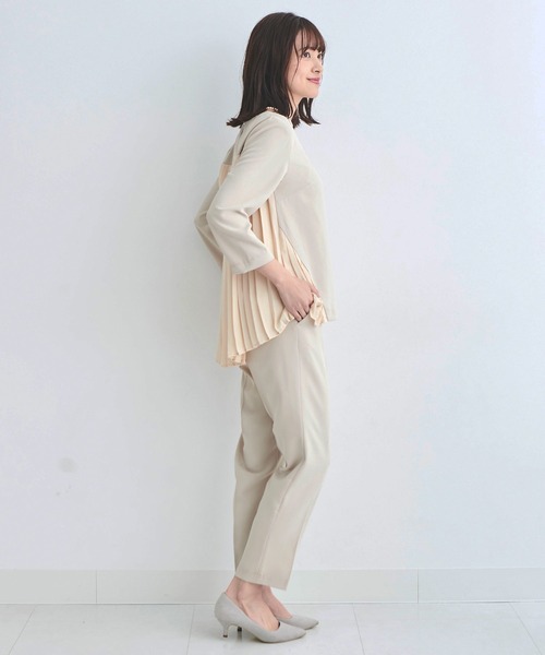 DRESS LAB(ドレスラボ)の「【手洗い可/セレモニーセットアップ】プリーツトップス・センタープレスパンツ 2点セット(パンツドレス・レディース・ベージュ/ネイビー/ブラック・M/L/S/LL)」の14枚目の写真