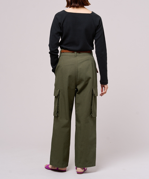 IENA LA BOUCLE(イエナラブークル)の「IENA LA BOUCLE フリルストライプスクエアネックカットソー(Tシャツ/カットソー・レディース・ブラック/グリーン/ピンク・FREE)」の14枚目の写真