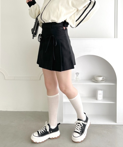 Loueme(ルエム)の「リボンプリーツミニスカパン(スカート・レディース・グレー/ベージュ/ブラック・M/S)」の13枚目の写真