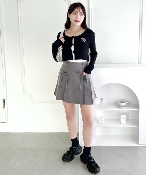 Loueme(ルエム)の「リボンプリーツミニスカパン(スカート・レディース・グレー/ベージュ/ブラック・M/S)」の19枚目の写真