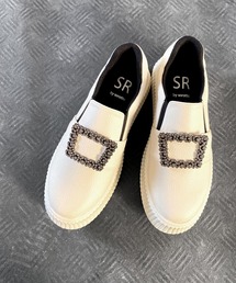 SOROTTO（ソロット）の「軽量厚底 ビジューバックル スリッポン スニーカー（スリッポン・レディース）」